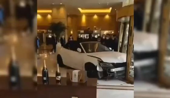 Car in Hotle's lobby