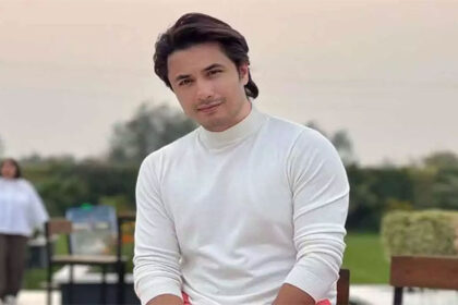 چاہت فتح علی خان